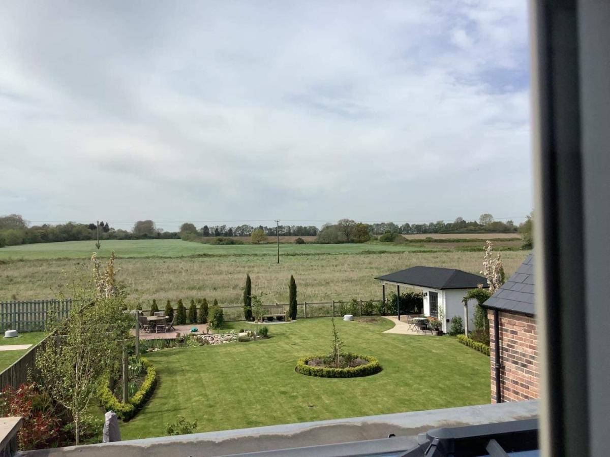 Sunset View At The Dovecote Apartment Kirkby on Bain Exterior photo