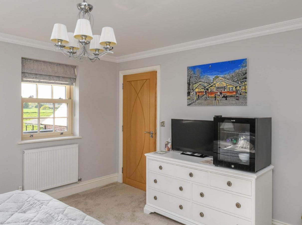 Sunset View At The Dovecote Apartment Kirkby on Bain Exterior photo
